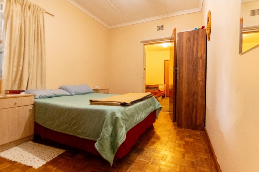 6 Bedroom Property for Sale in Laaiplek Western Cape